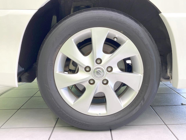 2012 Nissan Serena DBA-FC26 (UW-6a28d519f3fe7)[17]