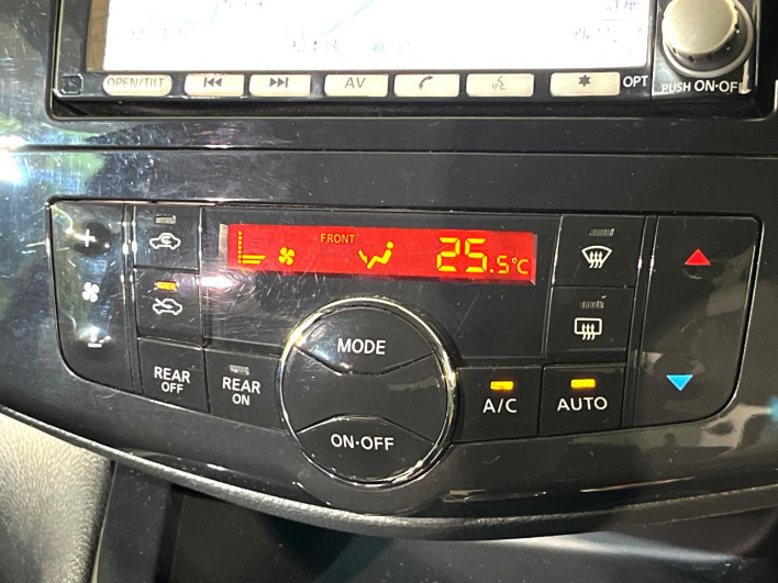 2011 Nissan Serena DBA-FNC26 (UW-6a28d52097fd4)[15]