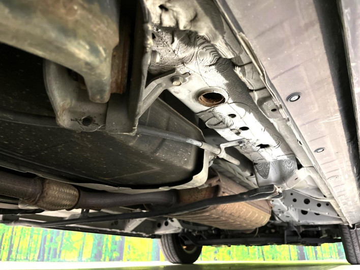 2011 Nissan Serena DBA-FNC26 (UW-6a28d52097fd4)[29]