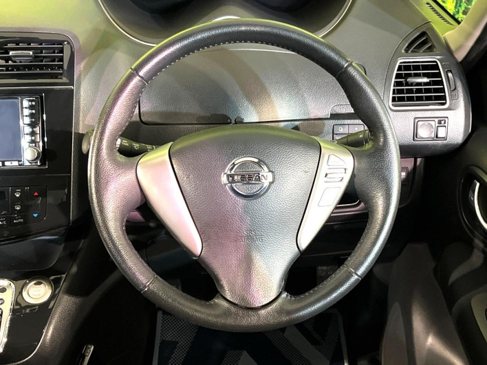 2011 Nissan Serena DBA-FNC26 (UW-6a28d52097fd4)[6]