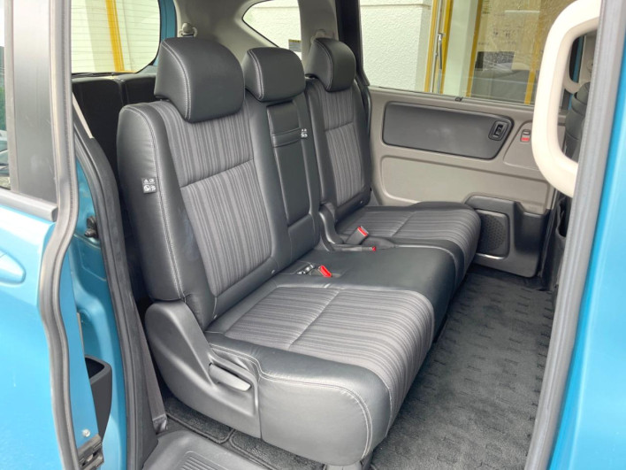 2017 Honda Freed DBA-GB5 (UW-6a28d523af66b)[11]
