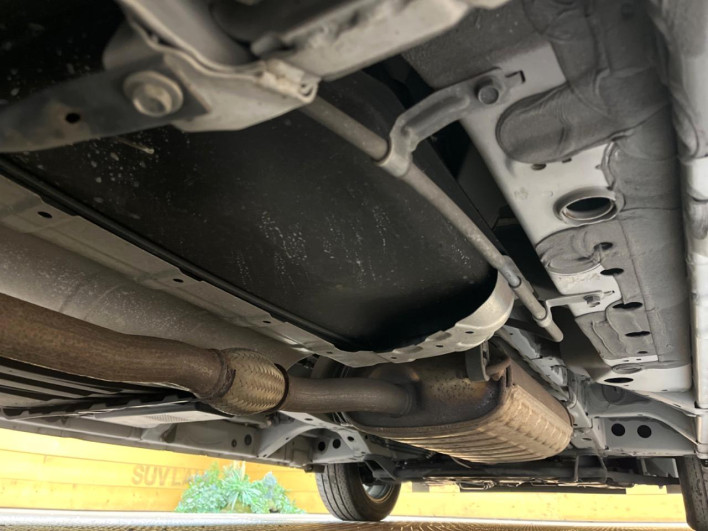 2016 Nissan Serena DAA-GC27 (UW-6a28d529b0e98)[26]