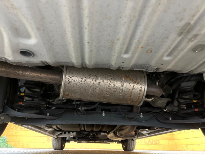 2016 Nissan Serena DAA-GC27 (UW-6a28d529b0e98)[24]