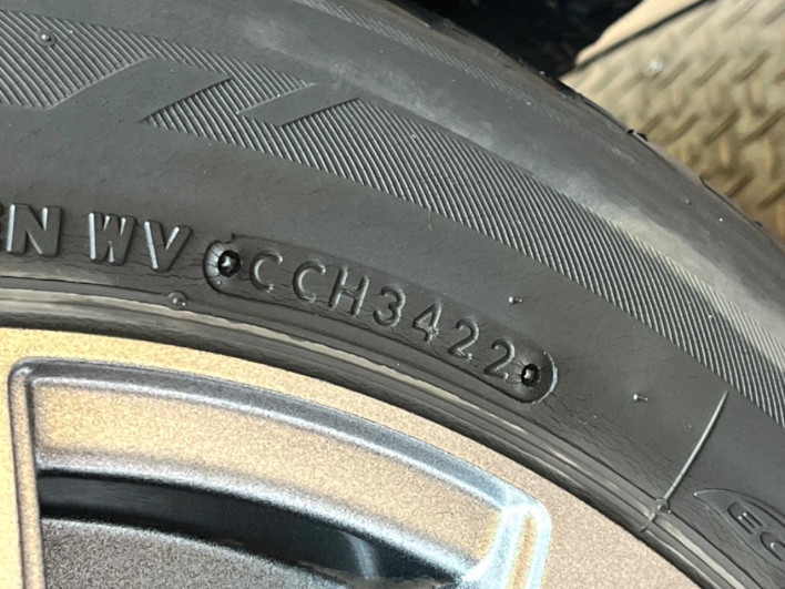 2016 Nissan Serena DAA-GC27 (UW-6a28d529b0e98)[9]
