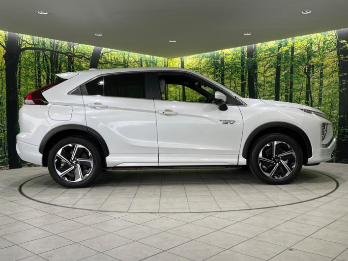 2022 Mitsubishi Eclipse Cross PHEV 5LA-GL3W (UW-6a28d53b3af73)[9]