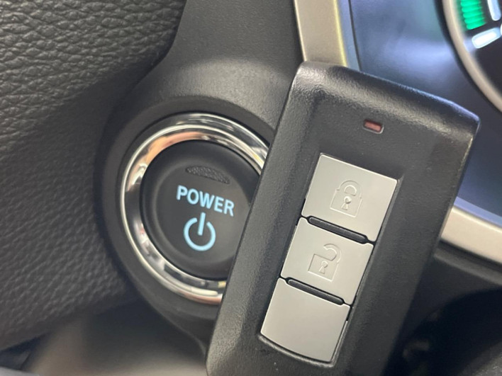 2022 Mitsubishi Eclipse Cross PHEV 5LA-GL3W (UW-6a28d53b3af73)[4]