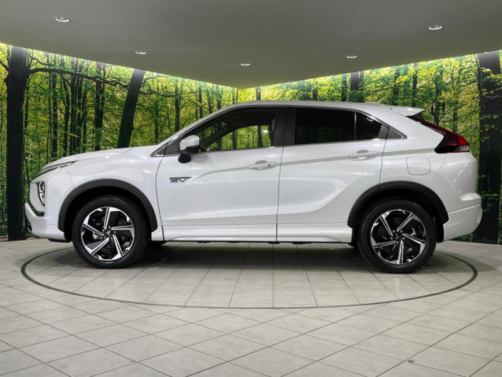 2022 Mitsubishi Eclipse Cross PHEV 5LA-GL3W (UW-6a28d53b3af73)[17]