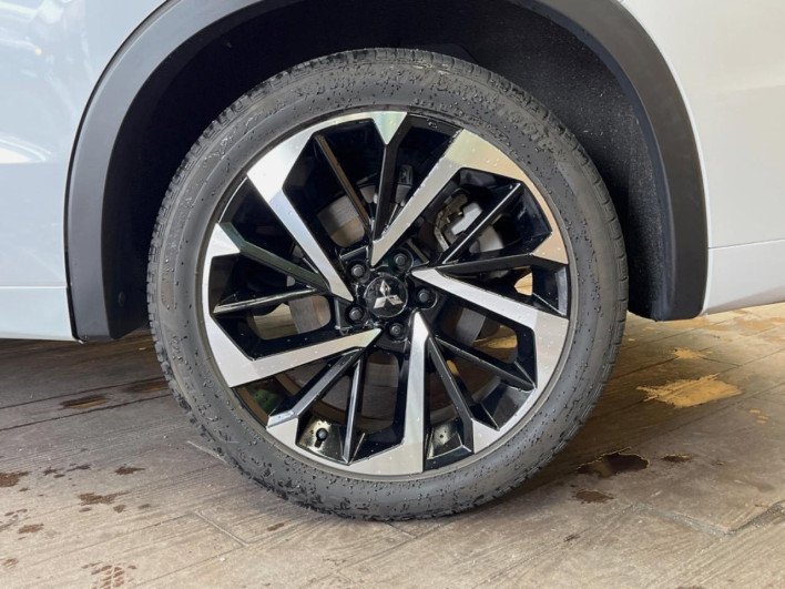 2022 Mitsubishi OUTLANDER PHEV 5LA-GN0W (UW-6a28d53c00fba)[6]