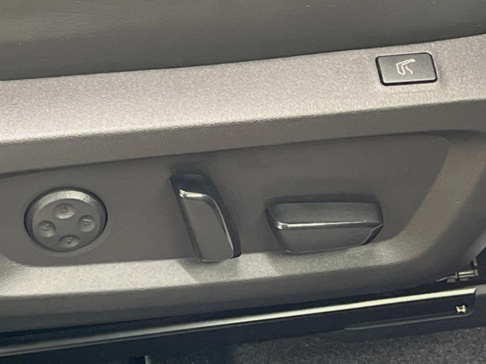 2022 Mitsubishi OUTLANDER PHEV 5LA-GN0W (UW-6a28d53c00fba)[21]