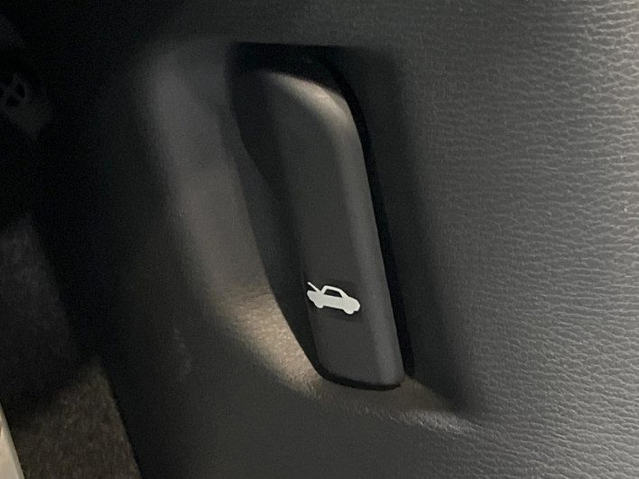 2022 Mitsubishi OUTLANDER PHEV 5LA-GN0W (UW-6a28d53c00fba)[24]