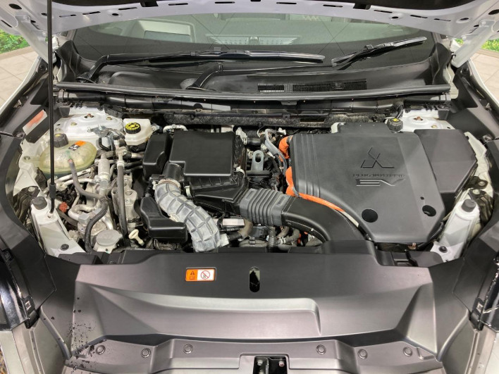 2022 Mitsubishi OUTLANDER PHEV 5LA-GN0W (UW-6a28d53cad458)[7]