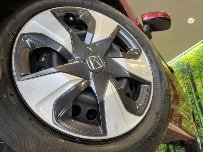 2017 Honda Fit Hybrid DAA-GP5 (UW-6a28d5405e7d1)[20]