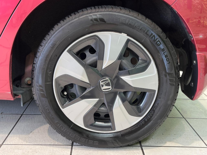 2017 Honda Fit Hybrid DAA-GP5 (UW-6a28d5405e7d1)[24]