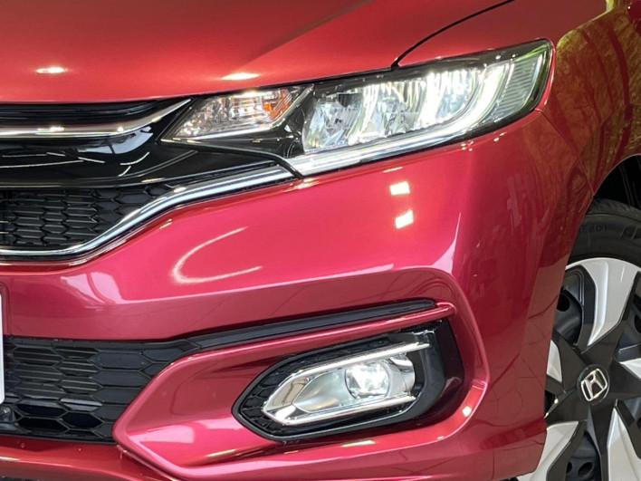 2017 Honda Fit Hybrid DAA-GP5 (UW-6a28d5405e7d1)[18]