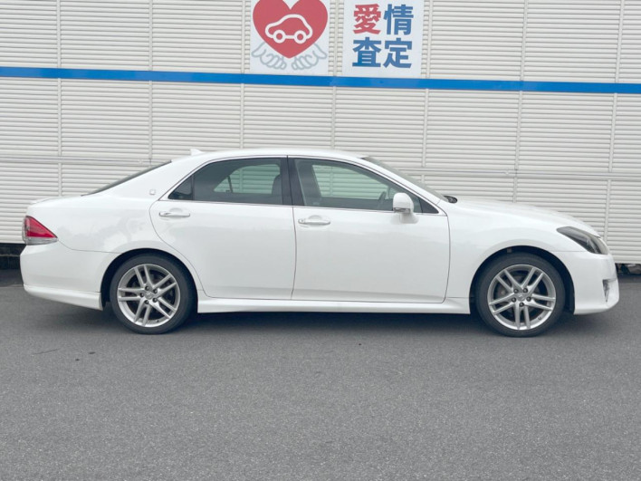 2011 Toyota Crown DBA-GRS200 (UW-6a28d54322aab)[15]