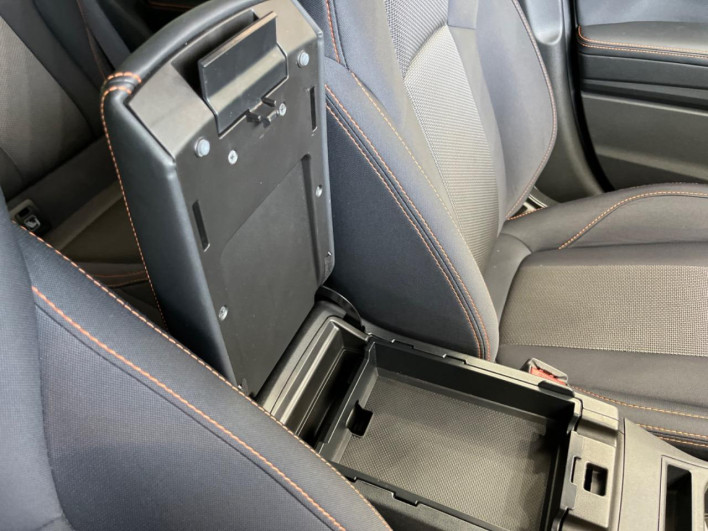 2017 Subaru XV DBA-GT7 (UW-6a28d5480fead)[23]