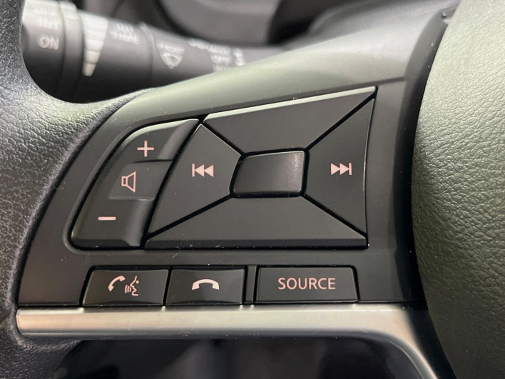 2018 Nissan Note DAA-HE12 (UW-6a28d552d04ab)[28]