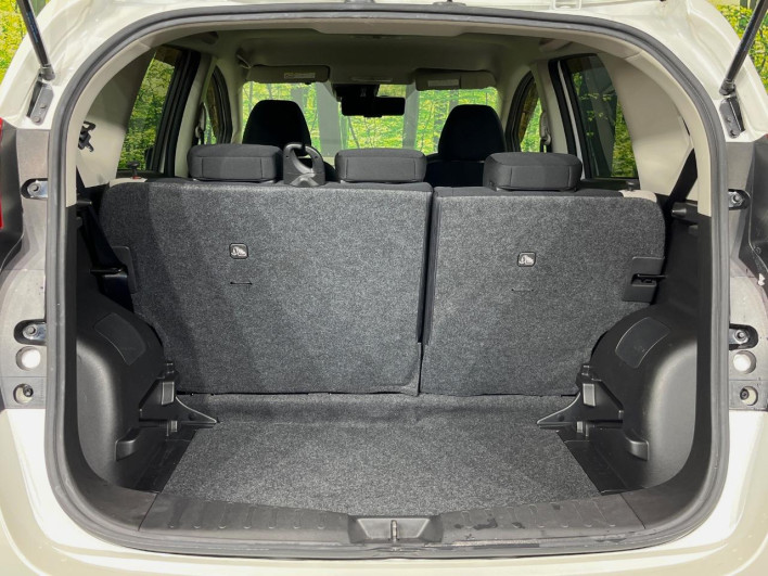 2018 Nissan Note DAA-HE12 (UW-6a28d552d04ab)[10]
