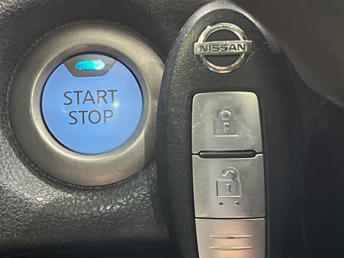 2018 Nissan Note DAA-HE12 (UW-6a28d552d04ab)[21]