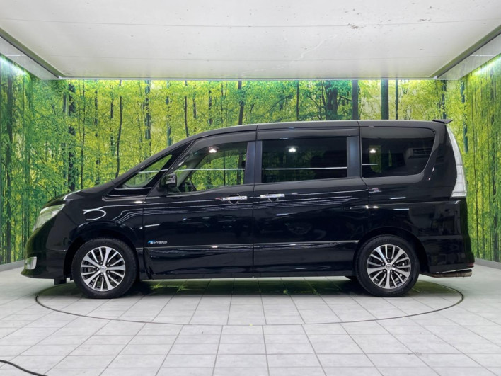 2014 Nissan Serena DAA-HFC26 (UW-6a28d55a5eba6)[22]