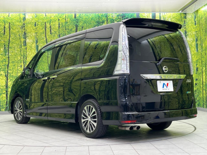 2014 Nissan Serena DAA-HFC26 (UW-6a28d55a5eba6)[23]