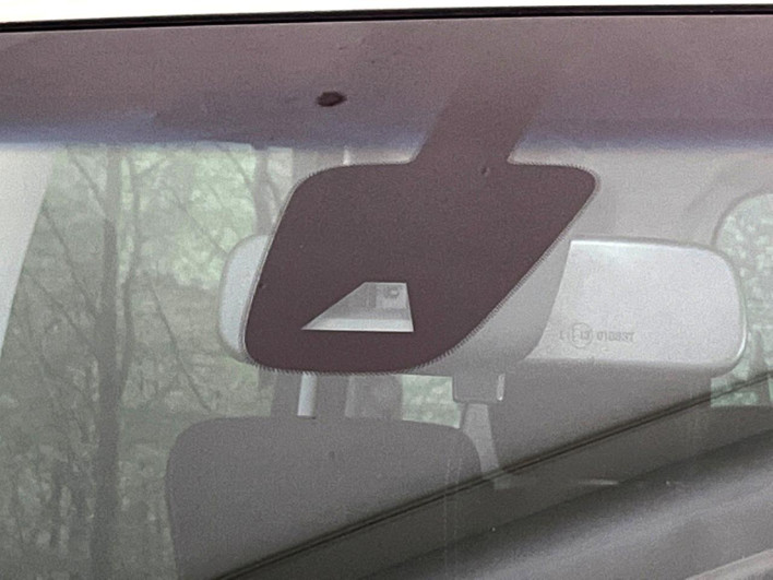 2014 Nissan Serena DAA-HFC26 (UW-6a28d55aa4ac0)[16]