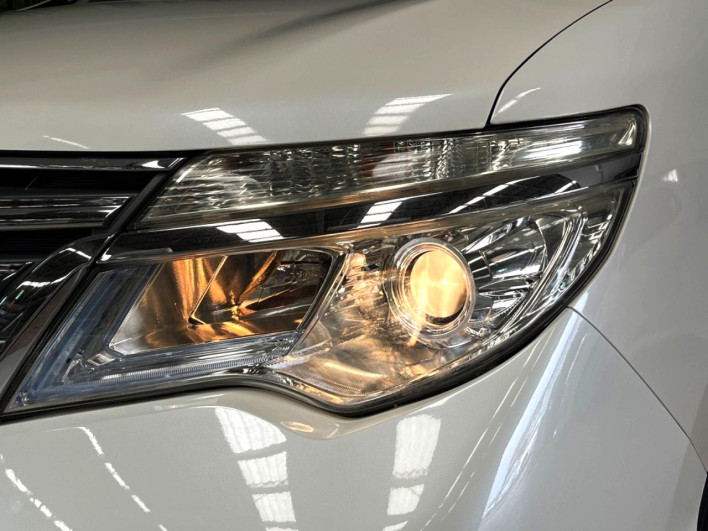 2014 Nissan Serena DAA-HFC26 (UW-6a28d55aa4ac0)[10]