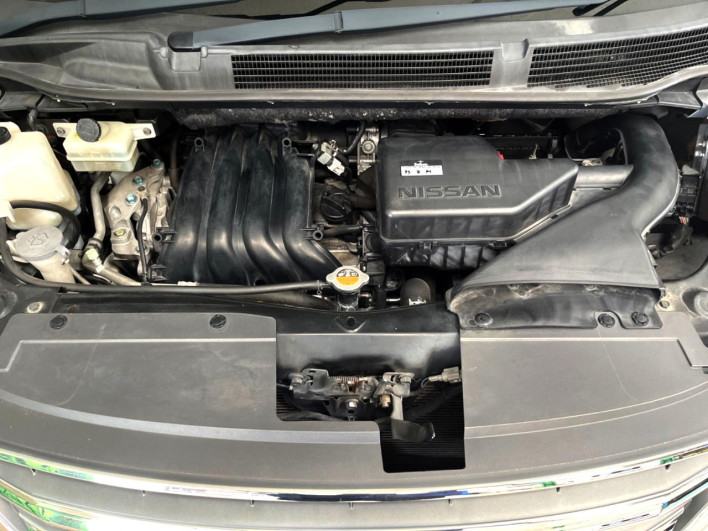 2014 Nissan Serena DAA-HFC26 (UW-6a28d55aa4ac0)[9]