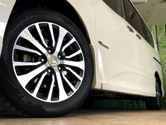 2014 Nissan Serena DAA-HFC26 (UW-6a28d55aa4ac0)[4]