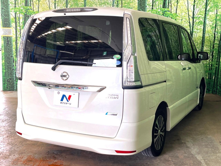 2014 Nissan Serena DAA-HFC26 (UW-6a28d55aa4ac0)[26]