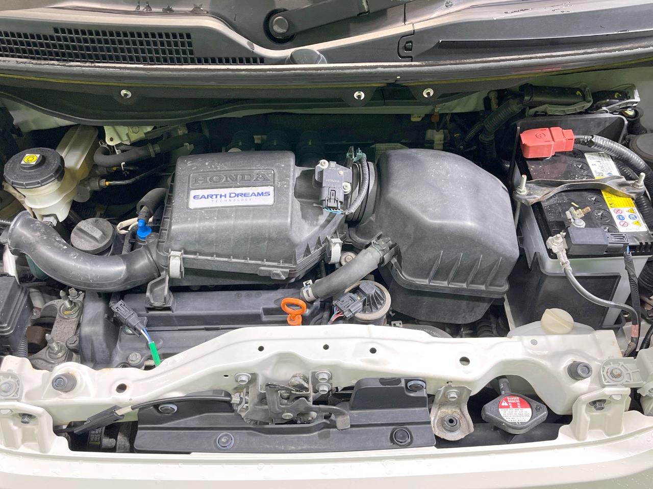 2016 Honda N-BOX DBA-JF1