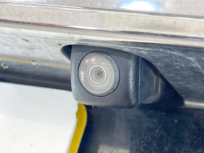 2015 Honda N-BOX CUSTOM DBA-JF1 (UW-6a28d5701bba7)[15]
