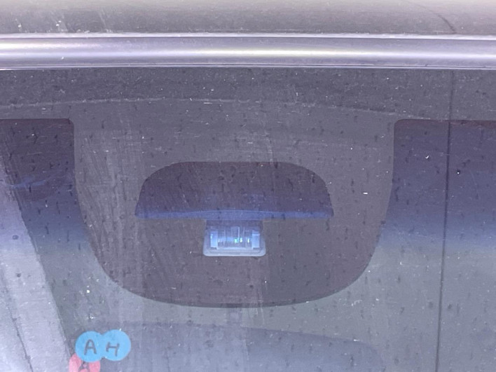 2015 Honda N-BOX CUSTOM DBA-JF1 (UW-6a28d5702662b)[4]