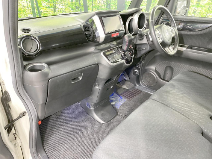 2012 Honda N-BOX CUSTOM DBA-JF2 (UW-6a28d57363078)[12]