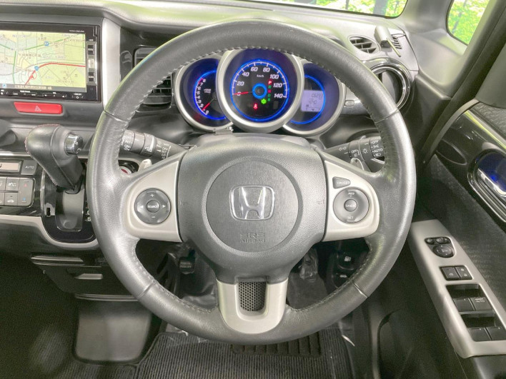 2012 Honda N-BOX CUSTOM DBA-JF2 (UW-6a28d57363078)[18]
