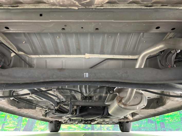 2018 Honda N-BOX DBA-JF3 (UW-6a28d5749762b)[15]