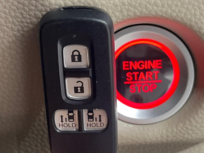 2019 Honda N-BOX DBA-JF3 (UW-6a28d5776329b)[19]