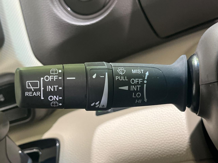 2019 Honda N-BOX DBA-JF3 (UW-6a28d5776329b)[22]