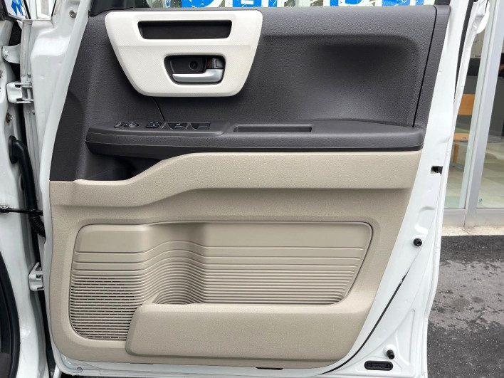 2019 Honda N-BOX DBA-JF3 (UW-6a28d57805772)[28]