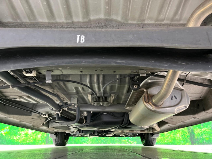 2019 Honda N-BOX DBA-JF3 (UW-6a28d5797fbea)[9]