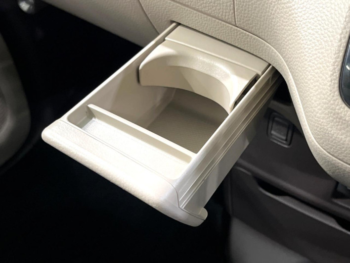 2019 Honda N-BOX DBA-JF3 (UW-6a28d5797fbea)[29]