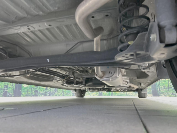 2019 Honda N-BOX DBA-JF3 (UW-6a28d579a7866)[16]