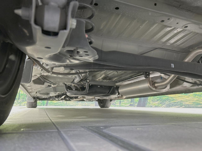 2019 Honda N-BOX DBA-JF3 (UW-6a28d579a7866)[15]