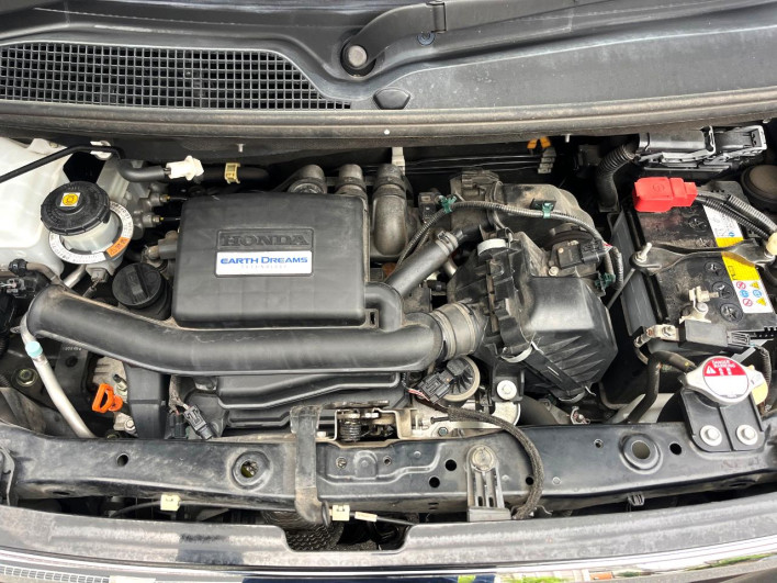 2019 Honda N-BOX CUSTOM DBA-JF3 (UW-6a28d579b7bdc)[9]