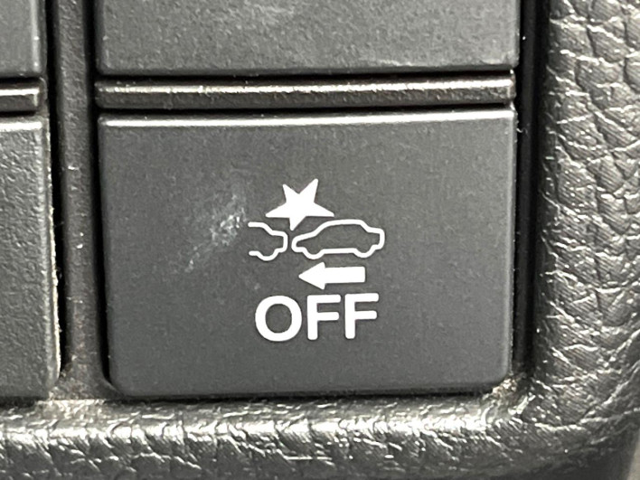 2019 Honda N-BOX CUSTOM DBA-JF3 (UW-6a28d579b7bdc)[16]