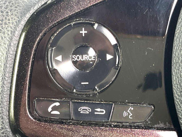 2019 Honda N-BOX CUSTOM DBA-JF3 (UW-6a28d579b7bdc)[21]
