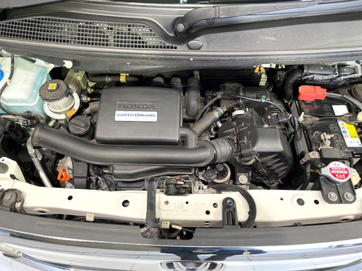 2019 Honda N-BOX DBA-JF3 (UW-6a28d57a56823)[4]