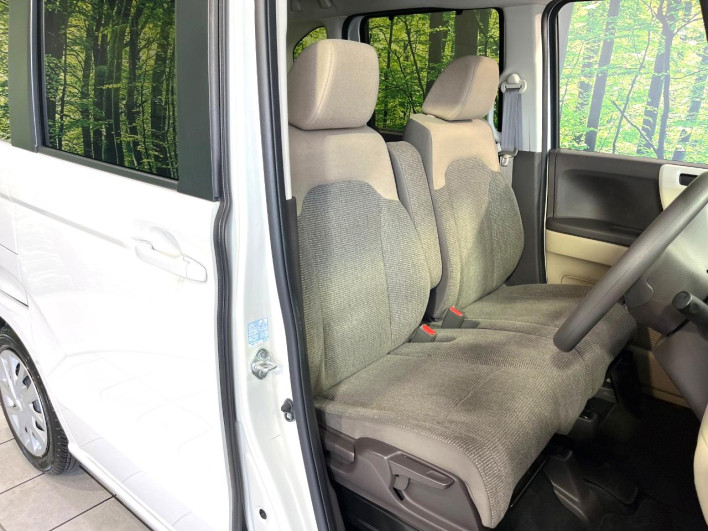 2019 Honda N-BOX DBA-JF3 (UW-6a28d57a56823)[23]