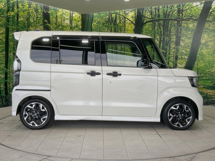 2017 Honda N-BOX CUSTOM DBA-JF3 (UW-6a28d57c828e0)[20]