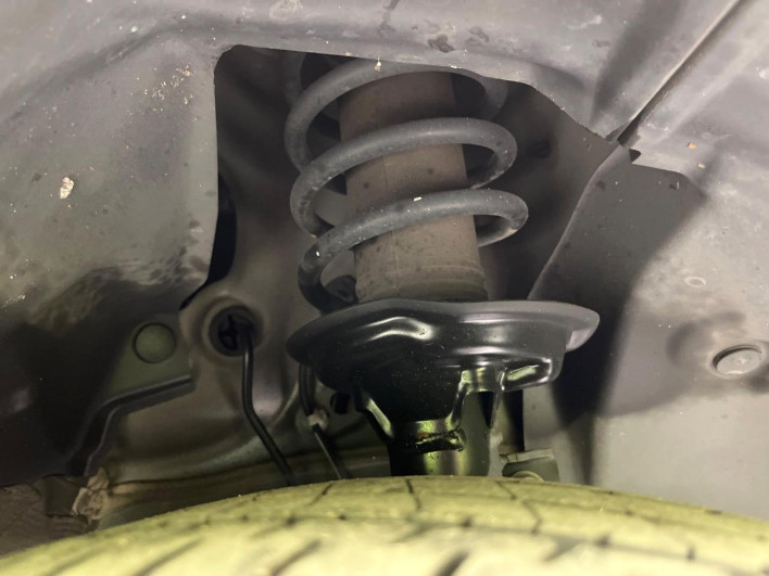 2021 Honda N-BOX CUSTOM 6BA-JF3 (UW-6a28d57f8e5de)[7]